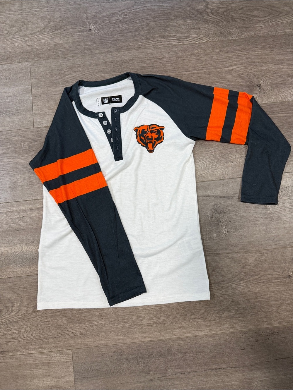 Chicago Bears women's Long-Sleeve Henley Shirt - White and Orange